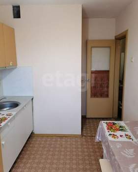 3-к квартира, вторичка, 65м2, 9/9 этаж