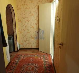 2-к квартира, вторичка, 53м2, 1/9 этаж