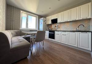 2-к квартира, вторичка, 62м2, 12/16 этаж