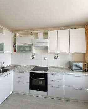 3-к квартира, вторичка, 82м2, 9/17 этаж