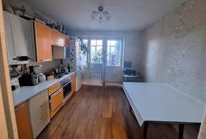 2-к квартира, вторичка, 64м2, 1/5 этаж