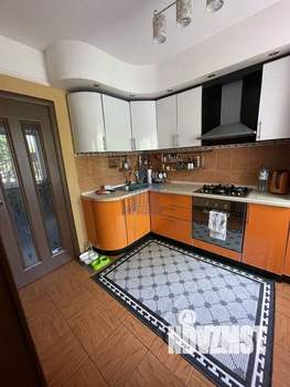 3-к квартира, вторичка, 68м2, 1/9 этаж