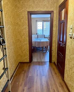 2-к квартира, вторичка, 63м2, 5/16 этаж