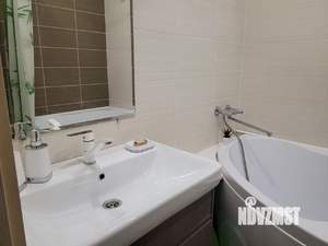 2-к квартира, вторичка, 63м2, 1/9 этаж