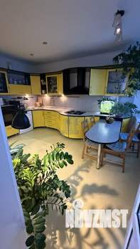 4-к квартира, вторичка, 134м2, 8/9 этаж