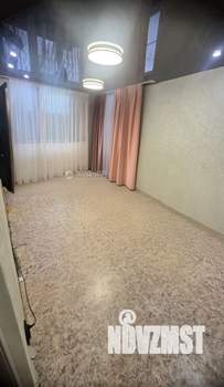 2-к квартира, вторичка, 42м2, 1/5 этаж