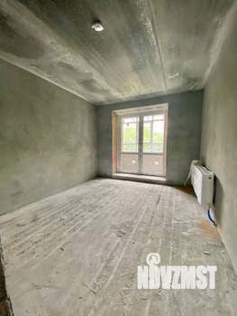 2-к квартира, вторичка, 72м2, 1/9 этаж