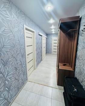 2-к квартира, вторичка, 62м2, 1/7 этаж