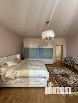 5-к квартира, вторичка, 293м2, 4/7 этаж