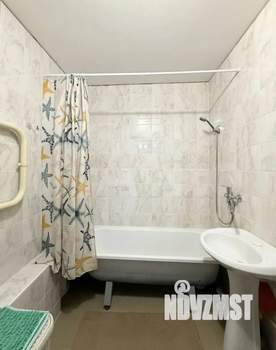 2-к квартира, вторичка, 68м2, 1/9 этаж