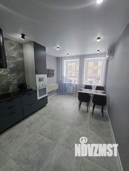 2-к квартира, вторичка, 63м2, 3/8 этаж