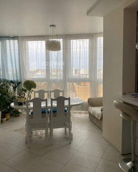 3-к квартира, вторичка, 120м2, 12/17 этаж