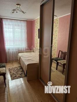 2-к квартира, вторичка, 37м2, 1/4 этаж