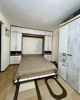 2-к квартира, вторичка, 35м2, 5/5 этаж