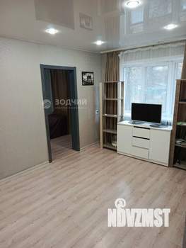 2-к квартира, вторичка, 42м2, 1/4 этаж