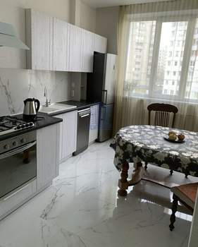 3-к квартира, вторичка, 92м2, 2/3 этаж