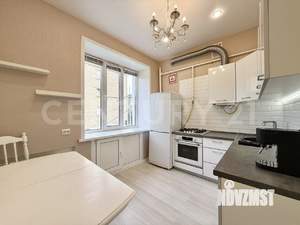 2-к квартира, вторичка, 70м2, 2/4 этаж