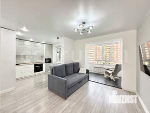 1-к квартира, вторичка, 42м2, 7/14 этаж