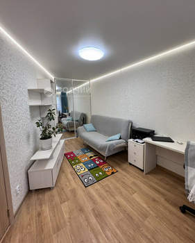 4-к квартира, вторичка, 89м2, 8/9 этаж