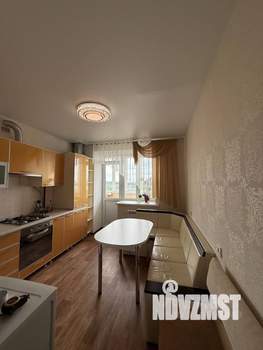 2-к квартира, вторичка, 63м2, 10/12 этаж