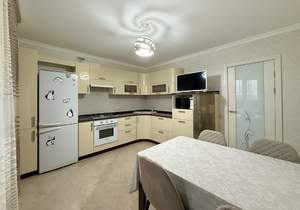 3-к квартира, вторичка, 84м2, 8/10 этаж