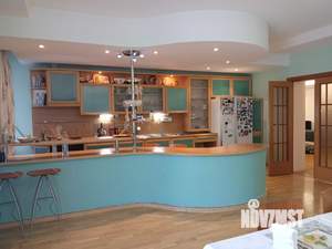 4-к квартира, вторичка, 243м2, 1/5 этаж