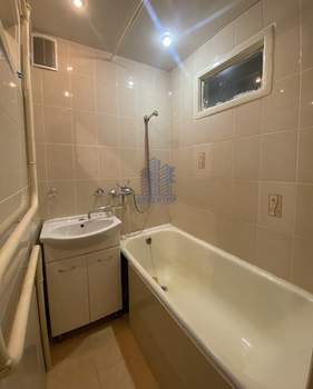 3-к квартира, вторичка, 62м2, 5/5 этаж