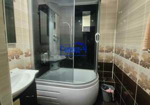 2-к квартира, вторичка, 71м2, 2/5 этаж