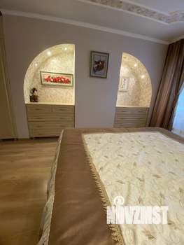 2-к квартира, вторичка, 66м2, 8/9 этаж