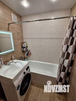 2-к квартира, вторичка, 52м2, 10/17 этаж