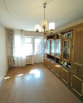 3-к квартира, вторичка, 54м2, 4/4 этаж