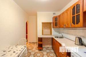 3-к квартира, вторичка, 65м2, 1/10 этаж