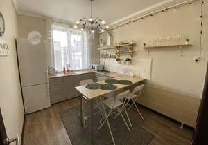 2-к квартира, вторичка, 60м2, 4/4 этаж