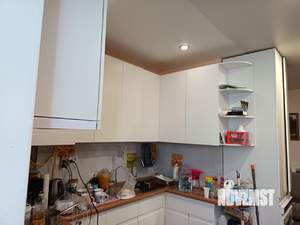 2-к квартира, вторичка, 64м2, 1/9 этаж