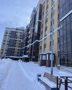 2-к квартира, вторичка, 66м2, 1/9 этаж