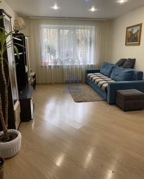 3-к квартира, вторичка, 72м2, 2/5 этаж