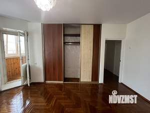 2-к квартира, вторичка, 54м2, 2/5 этаж