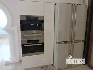 4-к квартира, вторичка, 174м2, 4/5 этаж