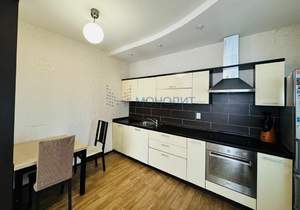 2-к квартира, вторичка, 74м2, 10/14 этаж