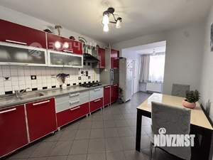 2-к квартира, вторичка, 74м2, 1/5 этаж