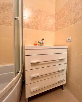 1-к квартира, вторичка, 41м2, 6/9 этаж